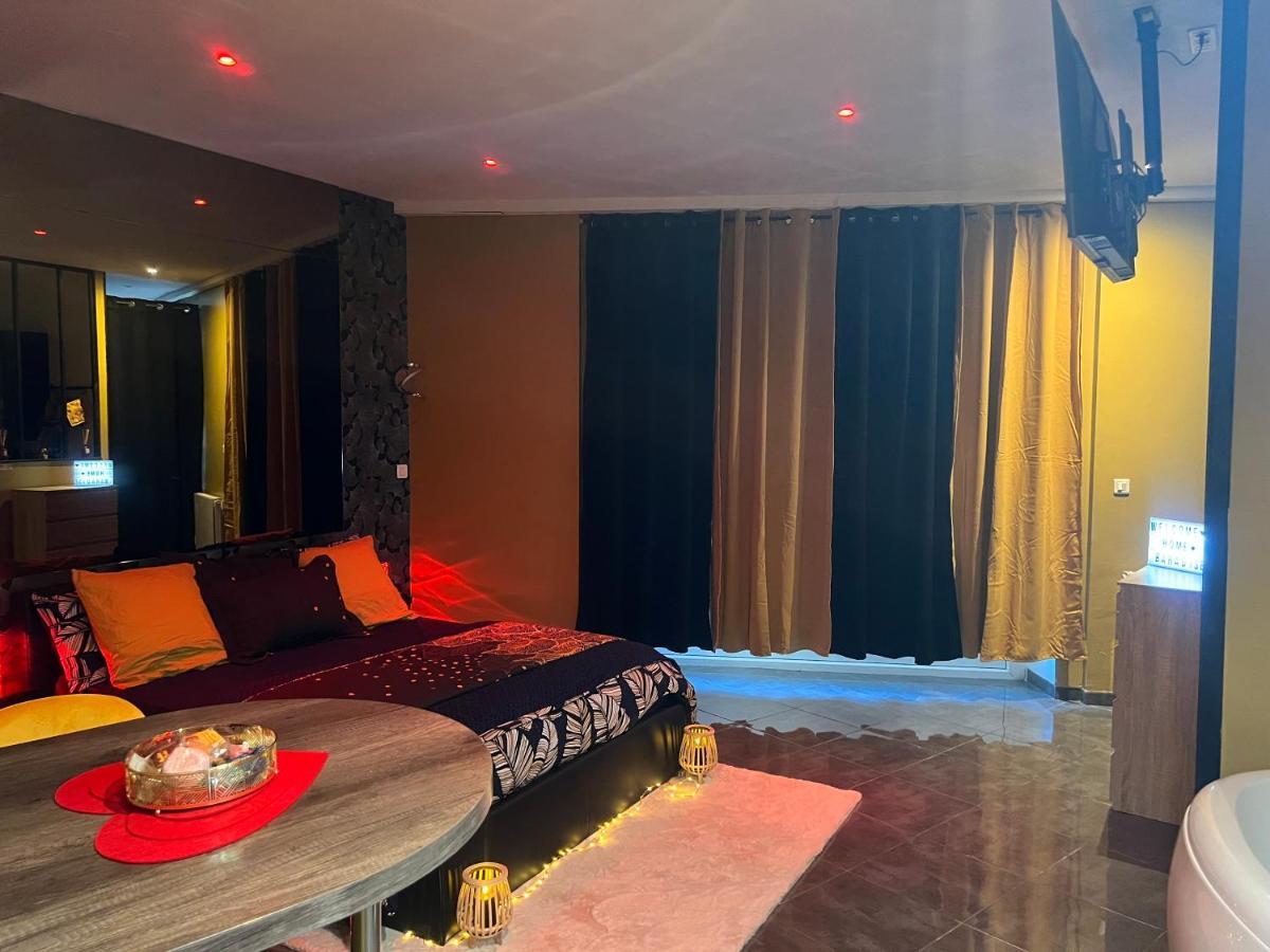 Homesparadise Loveroom Besançon Eksteriør bilde